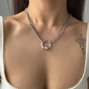 Industriellt O-ringhalsband, hänge med piercerade pärlor, trottoarkantkedja i rostfritt stål, punkgrunge-smycken, alternativ silverchoker, vattentät gif
