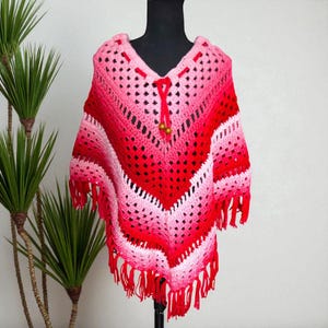 Handmade Hippie Poncho: Must-Have Mother&#39;s Day Gift with Fringe Accents