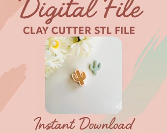Peut inclure: Graphique de fichier numérique avec le texte "Digital File" et "Instant Download". L'image présente deux petits emporte-pièces en forme de cactus, un beige et un vert, sur une surface blanche avec des fleurs. Le texte "CLAY CUTTER STL FILE" est également présent.