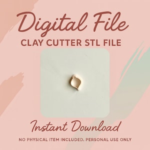 Puede incluir: Imagen de un archivo digital con el texto "Digital File" y "CLAY CUTTER STL FILE". La imagen presenta un pequeño cortador de arcilla de color claro en forma de hoja. También están presentes las palabras "Instant Download".