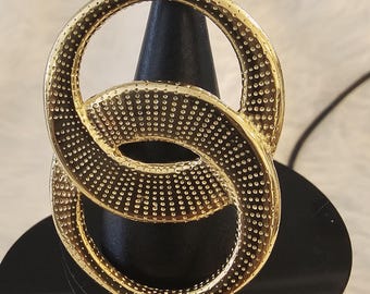 Women's Gold- Plated Interlocking Double Circle Statement Ring| Ladies Ring