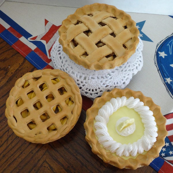 Banana Cream, Victorian Apple and Peach Lattice Top 5” Pies Faux Food /Fake Bake/ Replica /Prop/Display