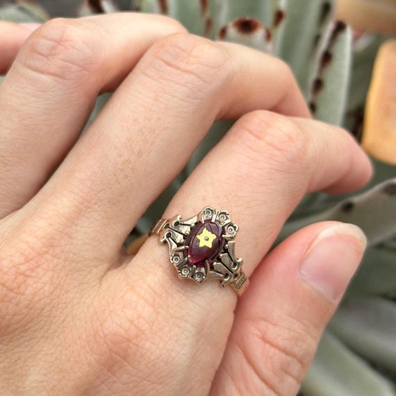Victorian Rose of Sharon Ring | Antique 10k Foiled Garnet Intaglio & Diamond | Flower Sweetheart Estate Ring lot 41