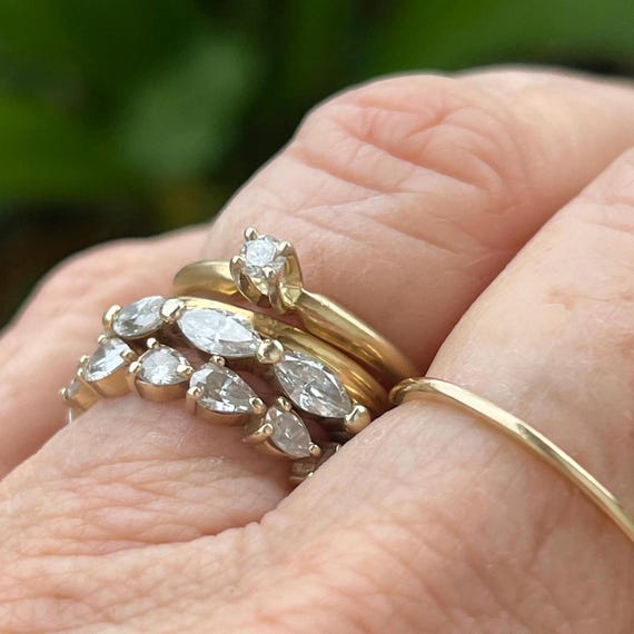 Vintage Solid 14k Gold Tiny Diamond Solitaire Pro… - image 2