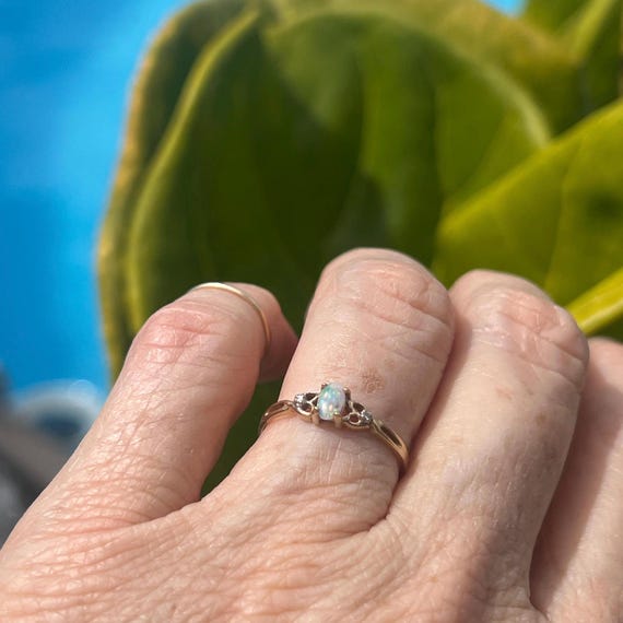Vintage Opal Ring | 10k Stackable Ring Size 6 3/4… - image 1