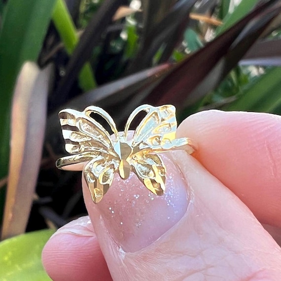 Old School Butterfly Ring | Solid 10k Stacking Di… - image 2