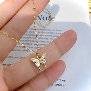 AUTHENTIC 14K GOLD - Butterfly Necklace •