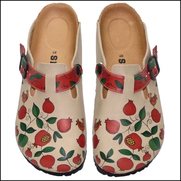 POMEGRANATE FLOWER Themed Professional Women's Clogs, Comfortable Slippers for Nurses and Doctors, Closed Clogs, Traveler Shoes