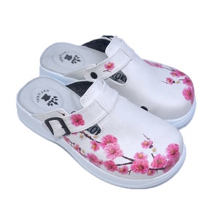 SAKURA Themed Professional Women&#39;s Clogs, Comfortable Nurse & Doctor Shoes, High Heel Clogs, Comfortable Clogs
