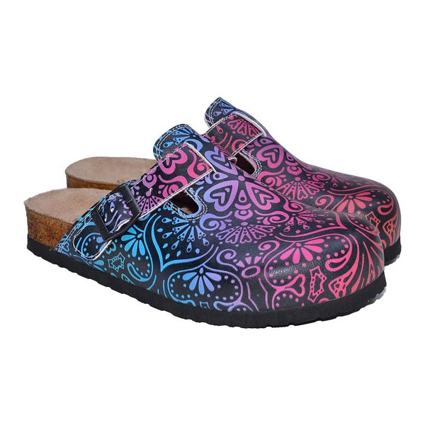 Comfortable, Fully Patterned Women's Clogs