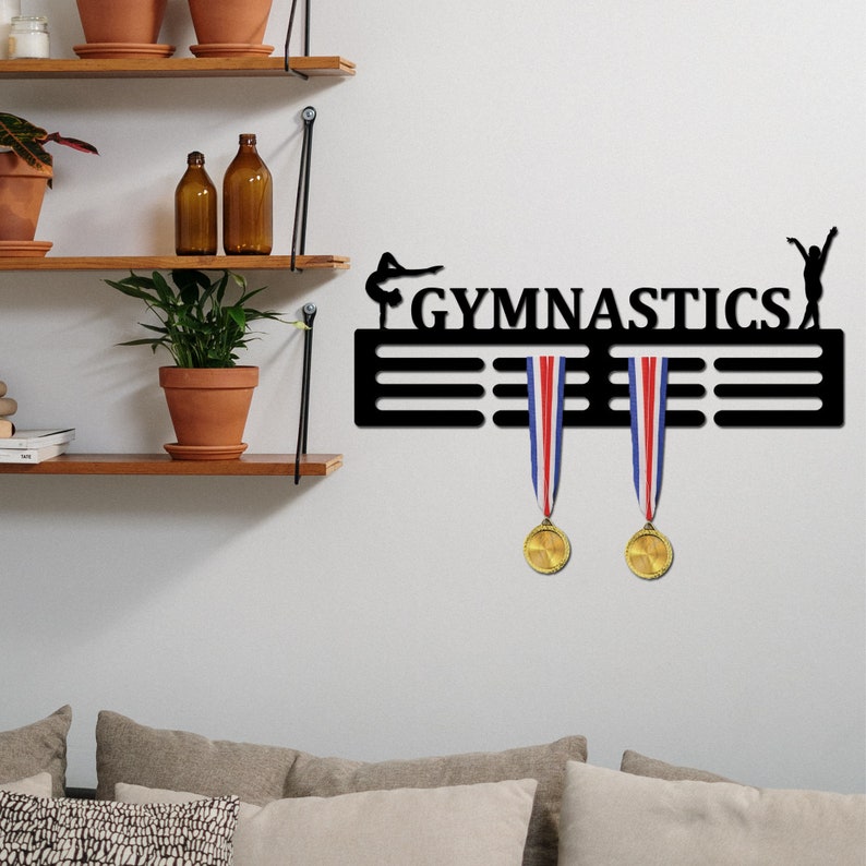 Colgador de medallas personalizado para gimnasia con nombre, 12 peldaños para medallas y cintas, exhibición de premios de medalla de gimnasta imagen 6