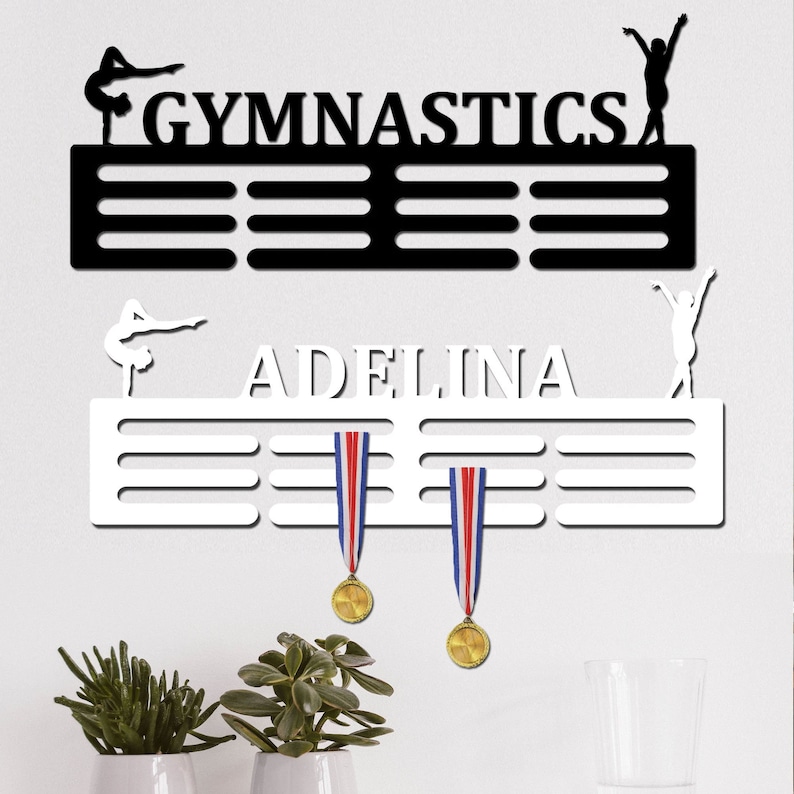 Colgador de medallas personalizado para gimnasia con nombre, 12 peldaños para medallas y cintas, exhibición de premios de medalla de gimnasta imagen 1