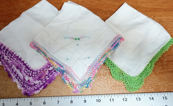 Vintage Ladies Handkerchiefs White Cotton Hankies… - image 1