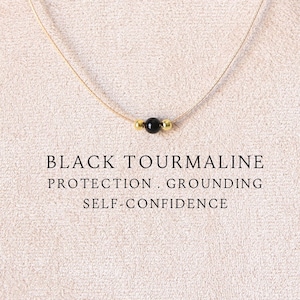 Collier minimaliste personnalisé en tourmaline noire pour femme