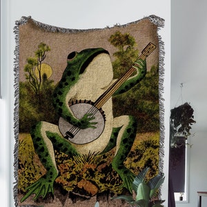 Frog Playing Banjo Woven Throw Blanket: Vintage Animal Print Woven Tapestry And Cotton Kawaii Blanket For Goblincore And Fairycore Decor