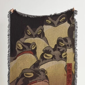 Utagawa Kuniyoshi Frog Throw Blanket: Vintage Japanese Woodblock Woven Tapestry Fine Art Blanket for Mythology Decor and Frog Toad Bedding