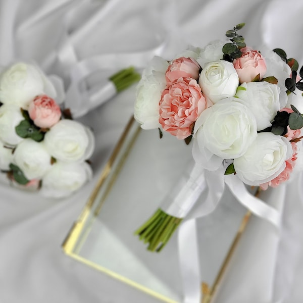 Bouquet de mariage fleur de mariée fleurs artificielles et séchées à la main cadeau de demoiselle d'honneur de pivoine, boutonnière de marié conception de pivoine blanche et d'eucalyptus