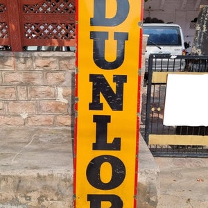 1920&#39;s Old Antique Vintage Rare Dunlop Tyres Adv. Embossed Porcelain Enamel Sign Board 6 FEET