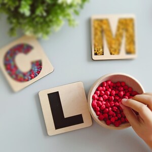 Letras del alfabeto aprendiendo tableros de madera aprendiendo a leer y escribir tableros del alfabeto
