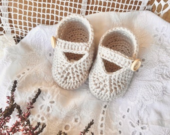 Crochet Baby Shoes Pattern, quick and easy crochet baby slippers pattern, pdf download