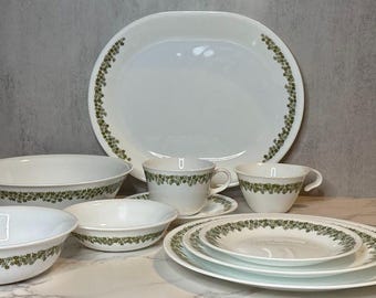 Vintage Corelle Spring Blossom Crazy Daisy Dinnerware – Various Pieces – MCM Green Floral Dishes