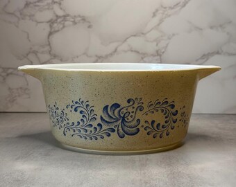 Vintage Pyrex Homestead 474-B 1.5 Quart Casserole Dish, Blue Tan Floral Pyrex, Farmhouse Vintage Bakeware, 1970s Kitchen