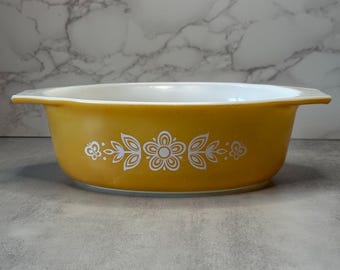 Vintage Pyrex Butterfly Gold #043 1.5 Qt Oval Casserole Dish, Vintage Bakeware