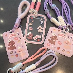 Sternenwald Pudel Bäckerei Ausweishalter mit Lanyard, lila rosa niedlichen Kartenhalter, Lehrer Zubehör, Geschenk für sie
