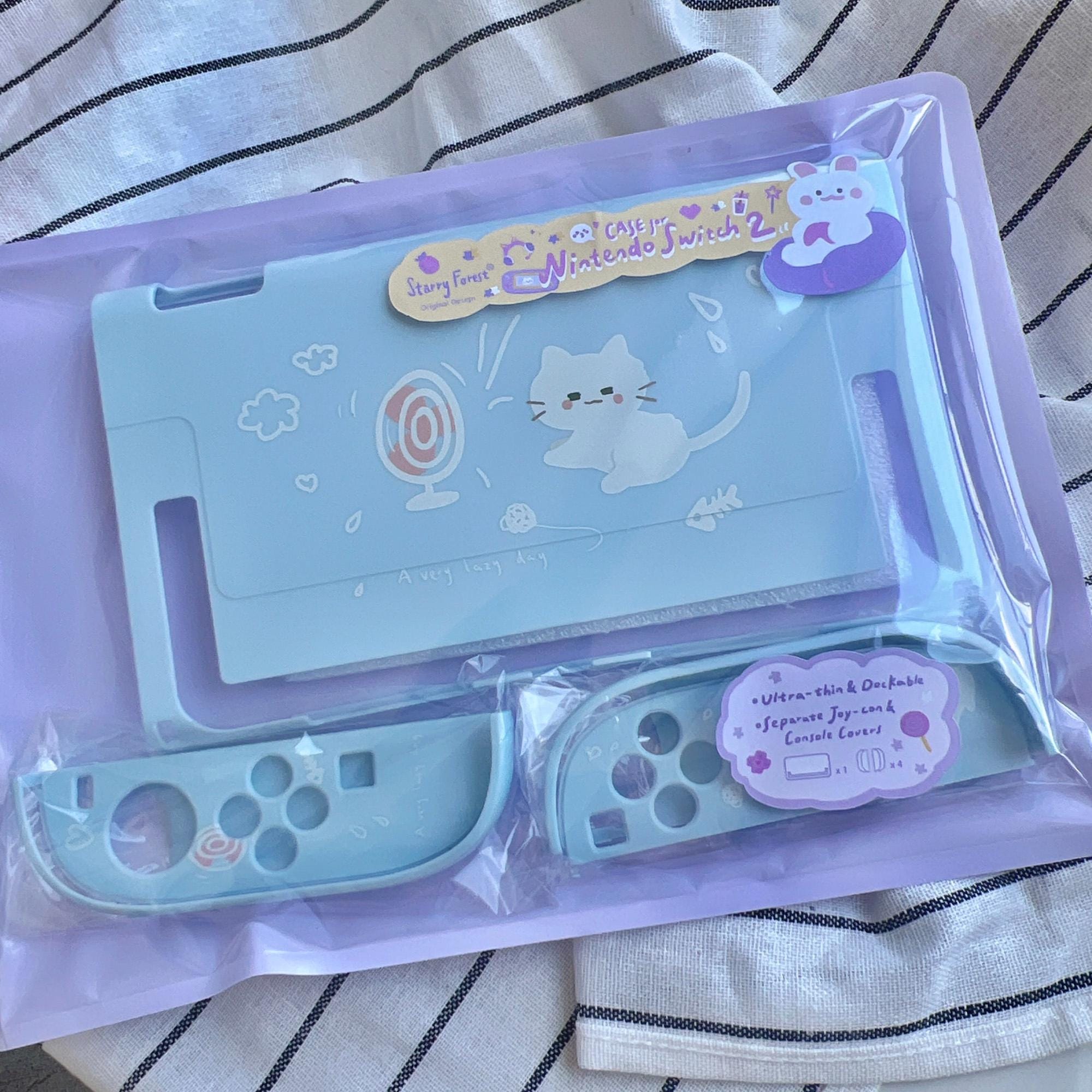 星空の森のそよ風猫ケース（Nintendo Switch 2用）、かわいい青い
