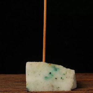 Phoenix Pine Crystal Incense Holder: Natural Healing Stone