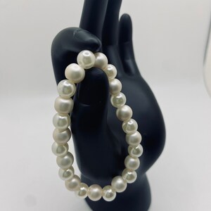 Faux Pearl and Off-White Round Bead Bracelet