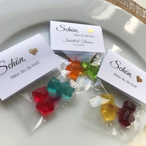 Gastgeschenk zur Hochzeit: Hand in Hand ein Leben lang Schön, dass du da bist. Bärchen-Pärchen,Gummi-Bärchen personalisiert,WEISS 10er Set Bild 4