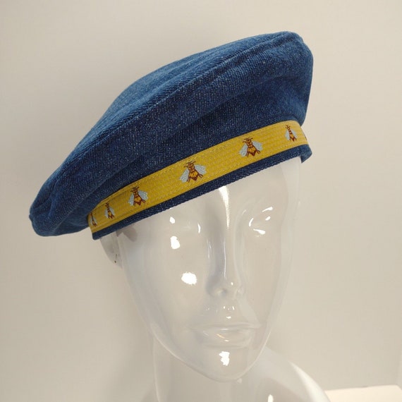 Handmade Denim Beret With Bee Jacquard Ribbon - Women display picture 3