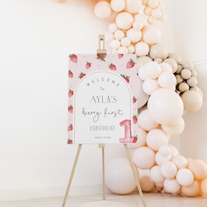 Bearbeitbare Beere zum ersten Geburtstag Willkommensschild, druckbare Erdbeere zum 1. Geburtstag Dekoration Poster, rosa Mädchen zum ersten Geburtstag, CLP209