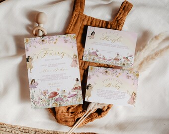 Peut inclure: Trois cartes de fête prénatale sur le thème des fées. Les cartes sont roses et blanches avec des lettres dorées et des illustrations de fées et de champignons. Le texte sur les cartes est "Une Petite Fée", "Tombola Couches", et "Livres pour Bébé".