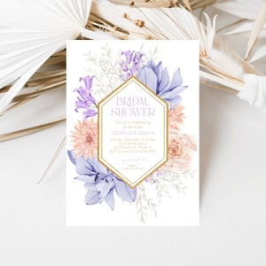 Sjabloon paarse bloemen bruids douche uitnodiging, paarse wilde bloemen bruids douche uitnodiging, bloemen frame uitnodiging, direct downloaden, bewerkbaar