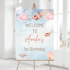 Placa de boas-vindas editável para aniversário de menina de avião, pôster de boas-vindas para o primeiro aniversário de menina, tema How Fast Time Flys, download instantâneo