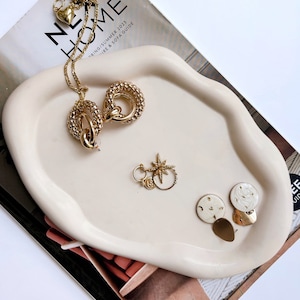 Aesthetic Cloud Tray | Concrete | Trinket | Candle Dish | Home Decor | Handmade
