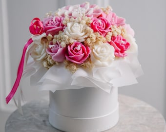 Ramo de rosas con velas hechas a mano / Regalo para el día de la madre / Flores para ella