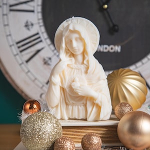 Holy Mary Candle  | Virgin Mary | Catholic Candle | Religion |  Mother of Jesus Candle | | Home Decor | Soy wax candle