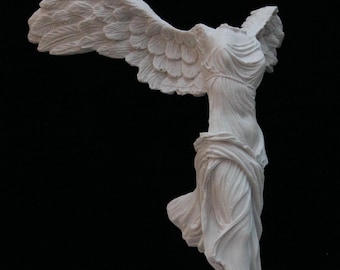 ニケの女神像 サモトラケのニケ ブロンズ色 - Etsy 日本