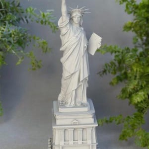 Statue of Liberty in Manhattan, New York, Liberty, 3D Printed Sculpture | Different Color & Size Option