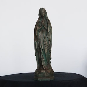 Virgin Mary Statue, Mother Mary Statue, Posąg Najświętszej Marii Panny, Decorative Christian Figurine, Ideal Gift, Religious Decor, Bioplast