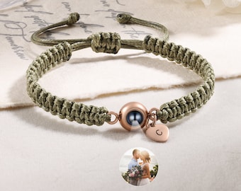 Bracciale con proiezione fotografica personalizzato, Bracciale in corda intrecciata, Bracciale commemorativo, Bracciale con lettera incisa, Regali di anniversario per lei