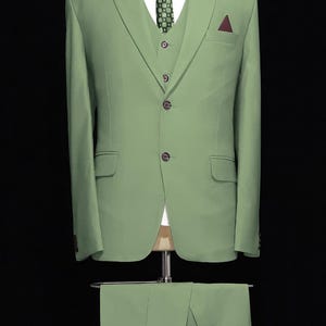 Men Sage Green Suit, Wedding 3 Piece Suits, Slim Fit Party Wear Prom Suits, gift for men,Green tuxedo, Office wear, formal or informal coat.