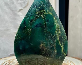 Green Emerald Flame Natural Emerald Flame Home Decor Mineral Specimens Gift