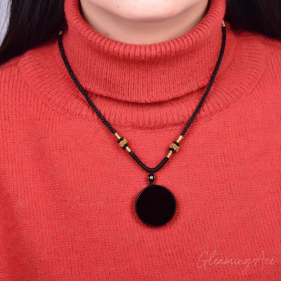 レビューの多い高評価商品特集！ Black Round Crystal Necklace, Pendant Mirror Obsidian 小物