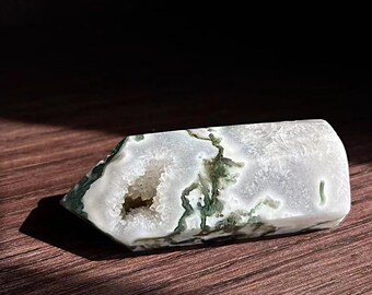 Natural Moss Agate Point, Green Water Grass Crystal Wand, Gemstone Hexagonal Tower, Mineral Specimen, Crystal Gifts, Home Decor