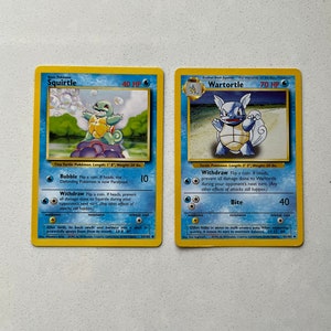 Par de cartas Pokémon