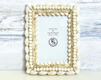 White Shell Picture Frame, 3x5 Photo, Beach Wedding Gift, Beach Decor, Seashell Art, Vacation Memory, Anniversary